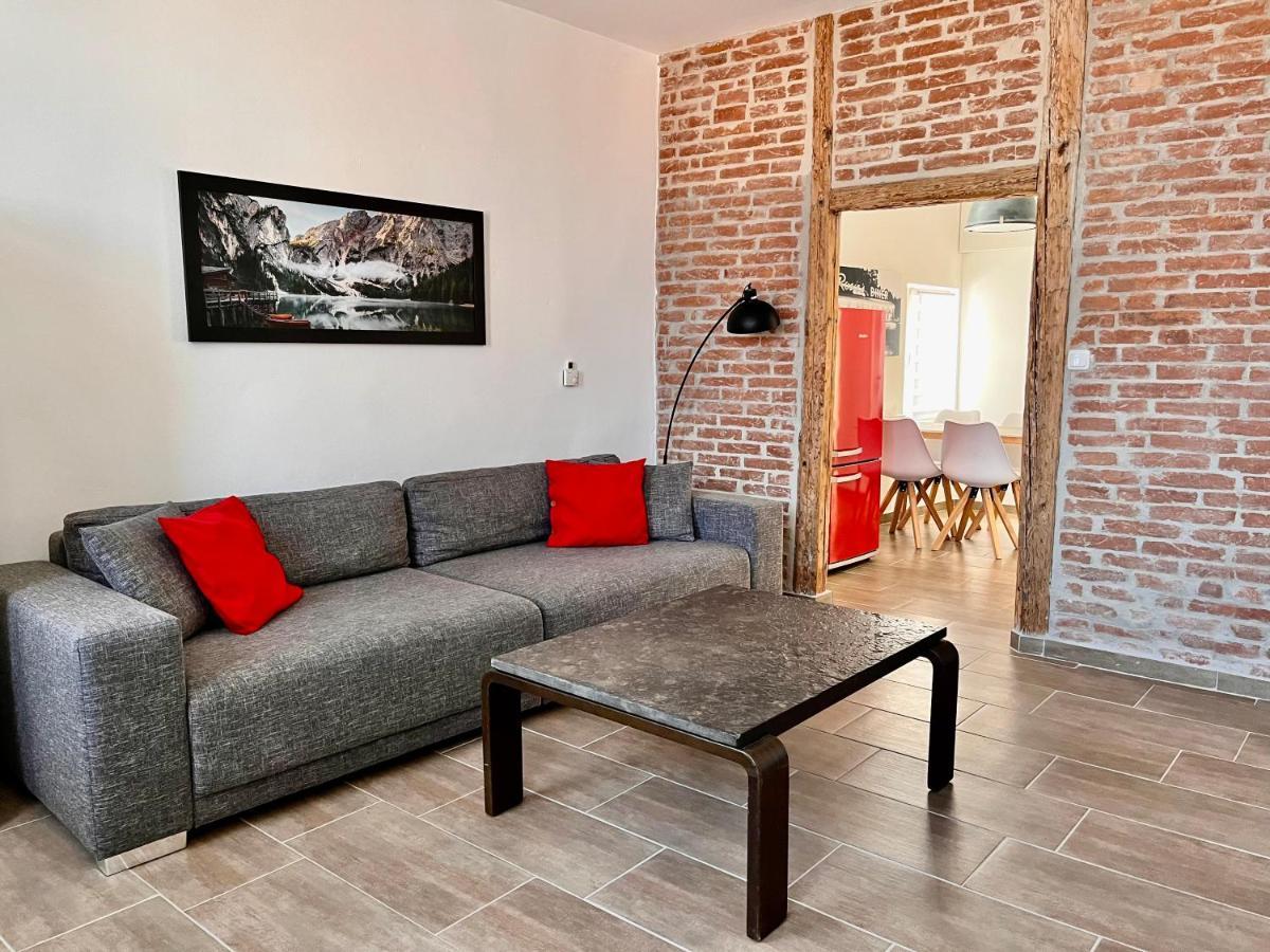 Romantic In Apartment *